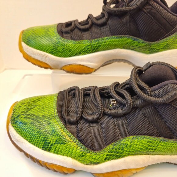 Nike Air Jordan 11 Retro Low Green Snakeskin 528895-033 Size 8.5  - NO insoles - Picture 10 of 13